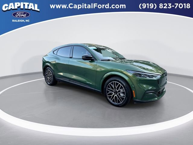 Certified 2025 Ford Mustang Mach-E Premium image 8