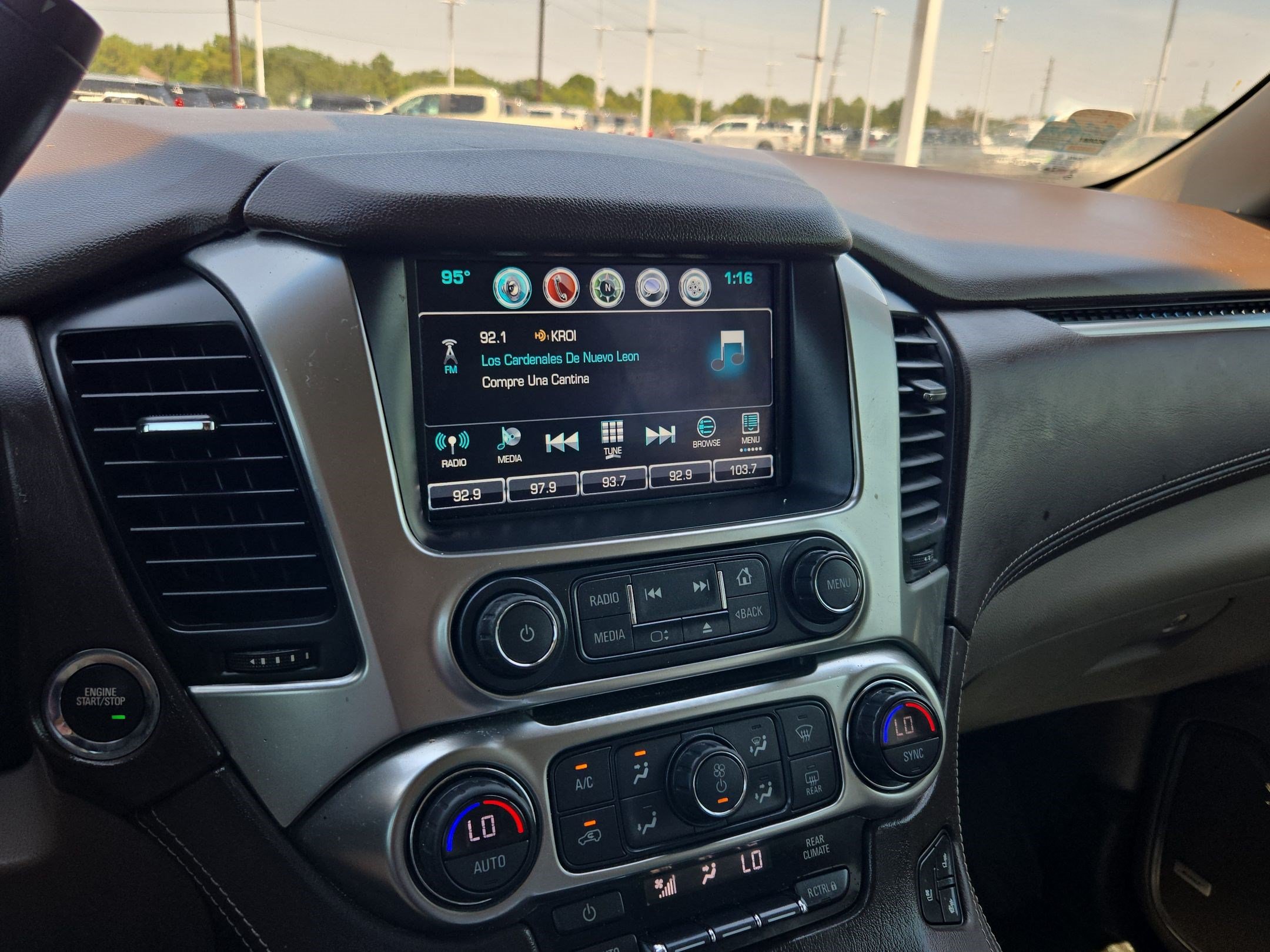 Used 2019 Chevrolet Suburban Premier RWD image 23