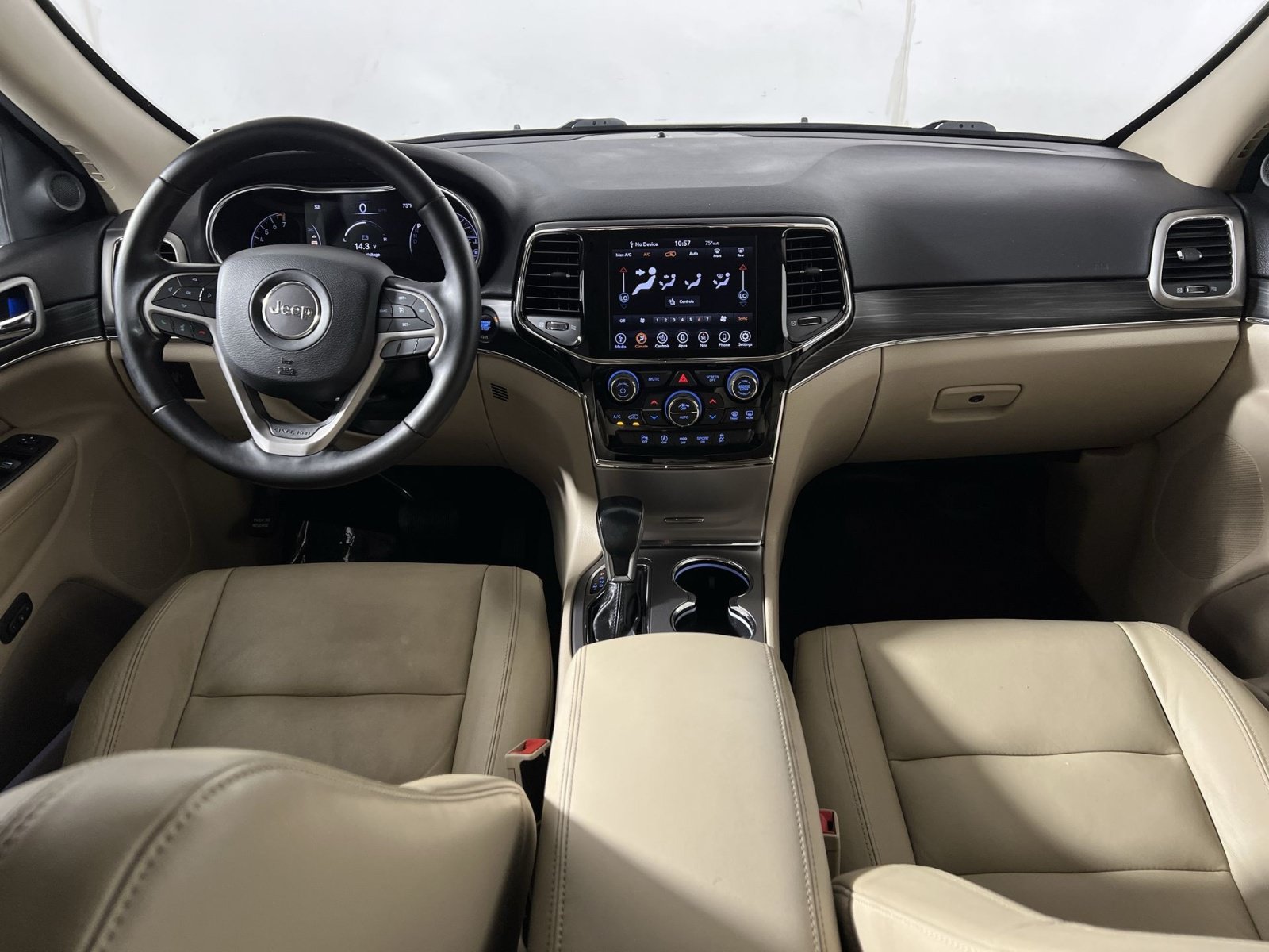 Used 2020 Jeep Grand Cherokee Limited w/ Premium Lighting Group AWD/4WD image 23
