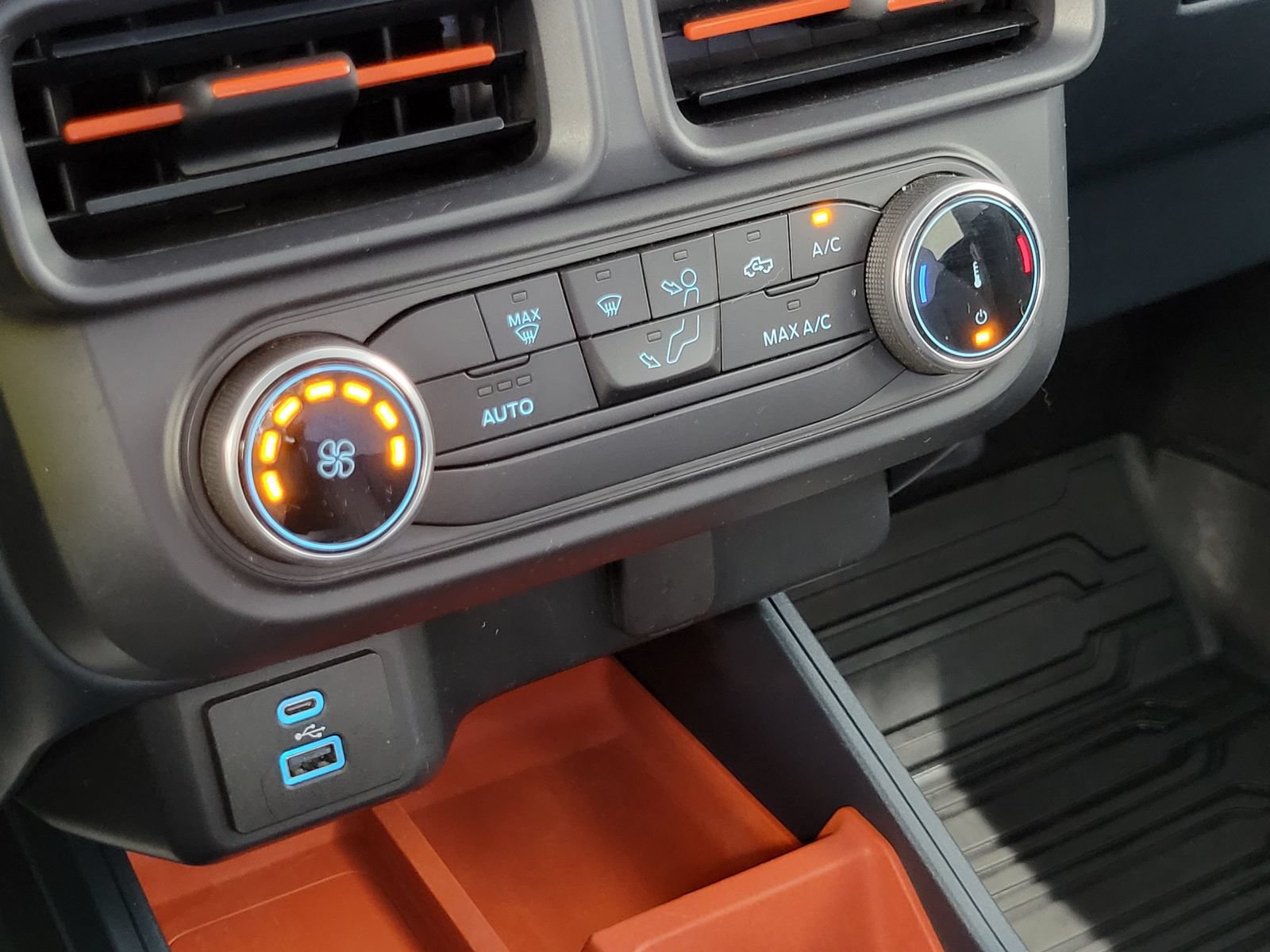 Certified 2022 Ford Maverick XLT FWD image 21