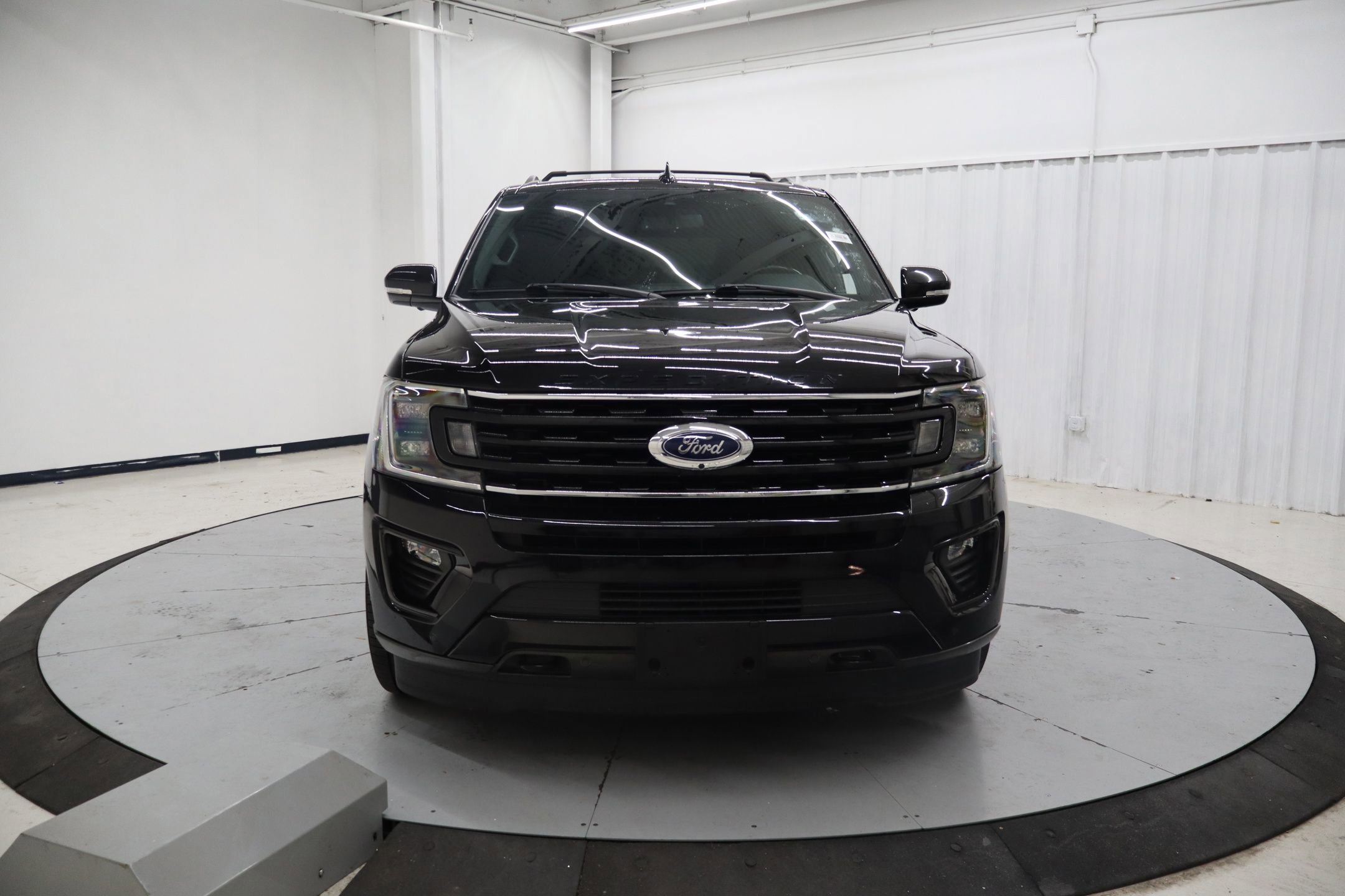 Certified 2020 Ford Expedition Limited image 7