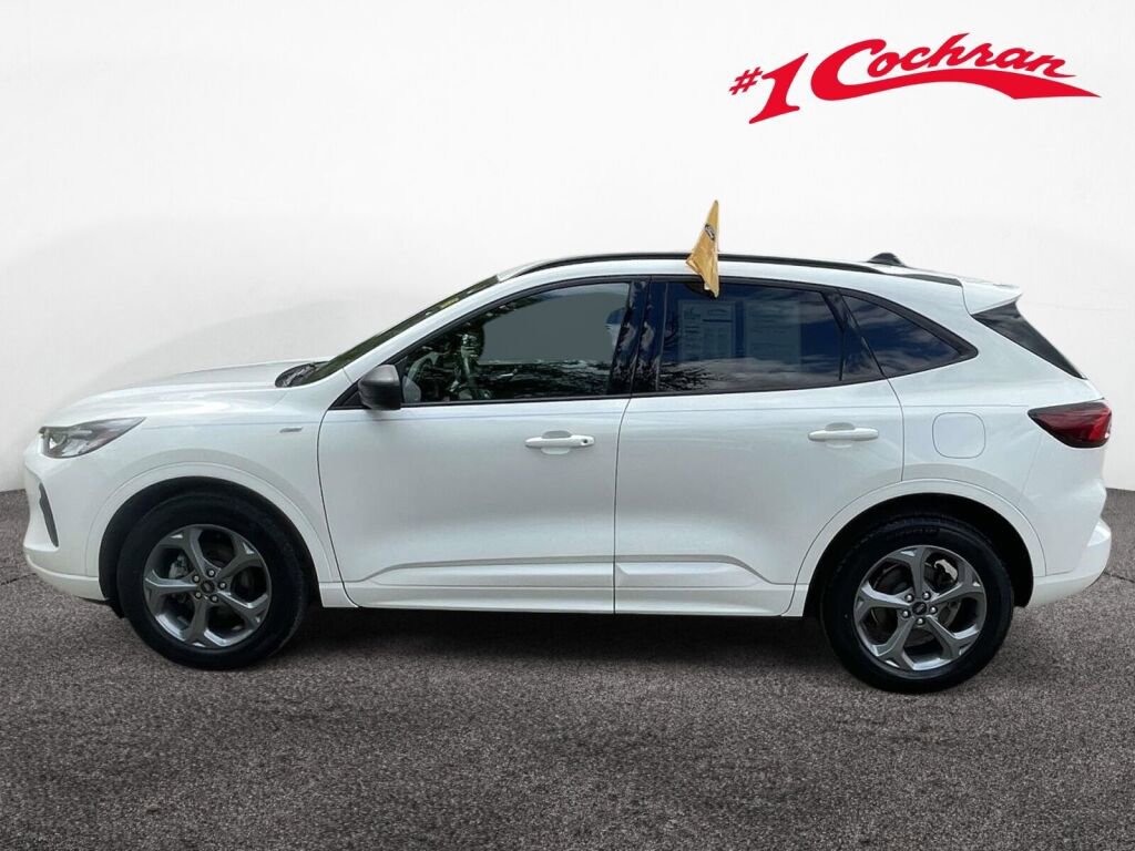 Certified 2023 Ford Escape ST-Line w/ Tech Pack #1 AWD/4WD image 11