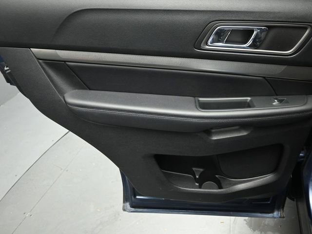 Certified 2018 Ford Explorer XLT image 39