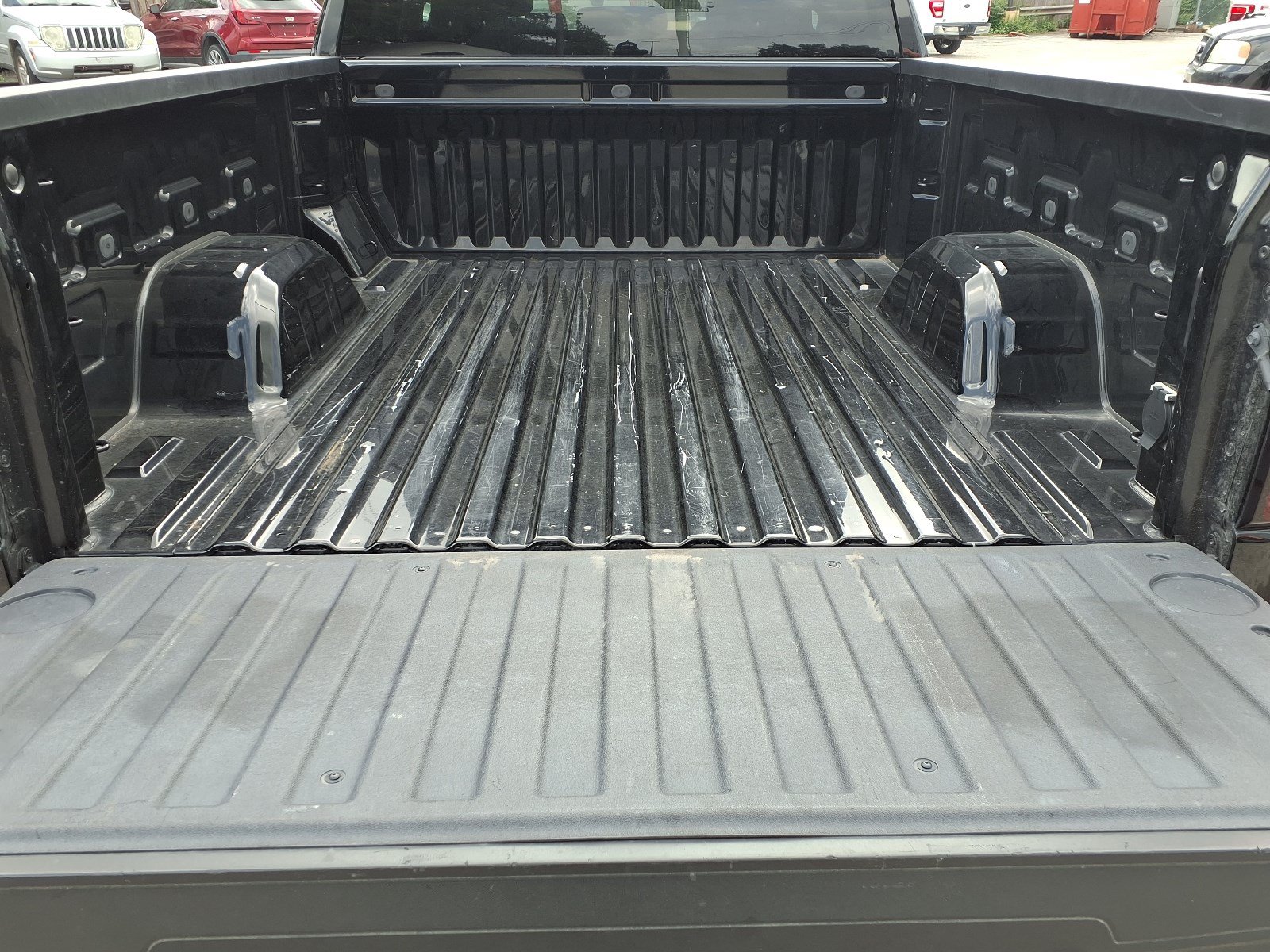Used 2023 GMC Sierra 1500 Elevation RWD image 11
