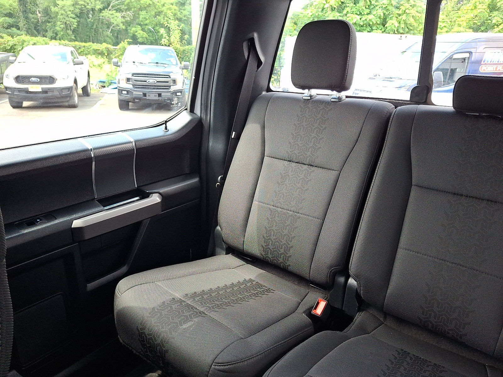 Certified 2019 Ford F150 XLT w/ Equipment Group 302A Luxury AWD/4WD image 18