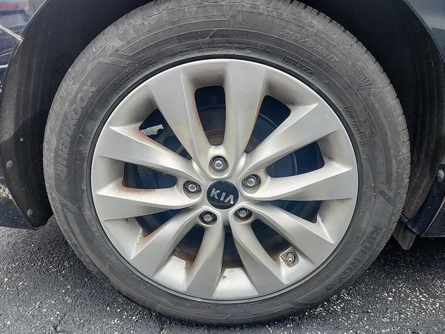 Used 2018 Kia Optima LX w/ 17" Alloy Wheels Package FWD image 10