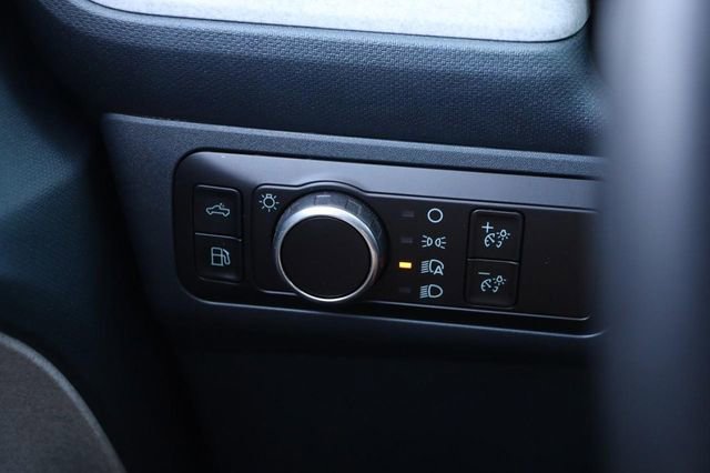 Certified 2023 Ford Maverick XLT w/ XLT Luxury Package image 17