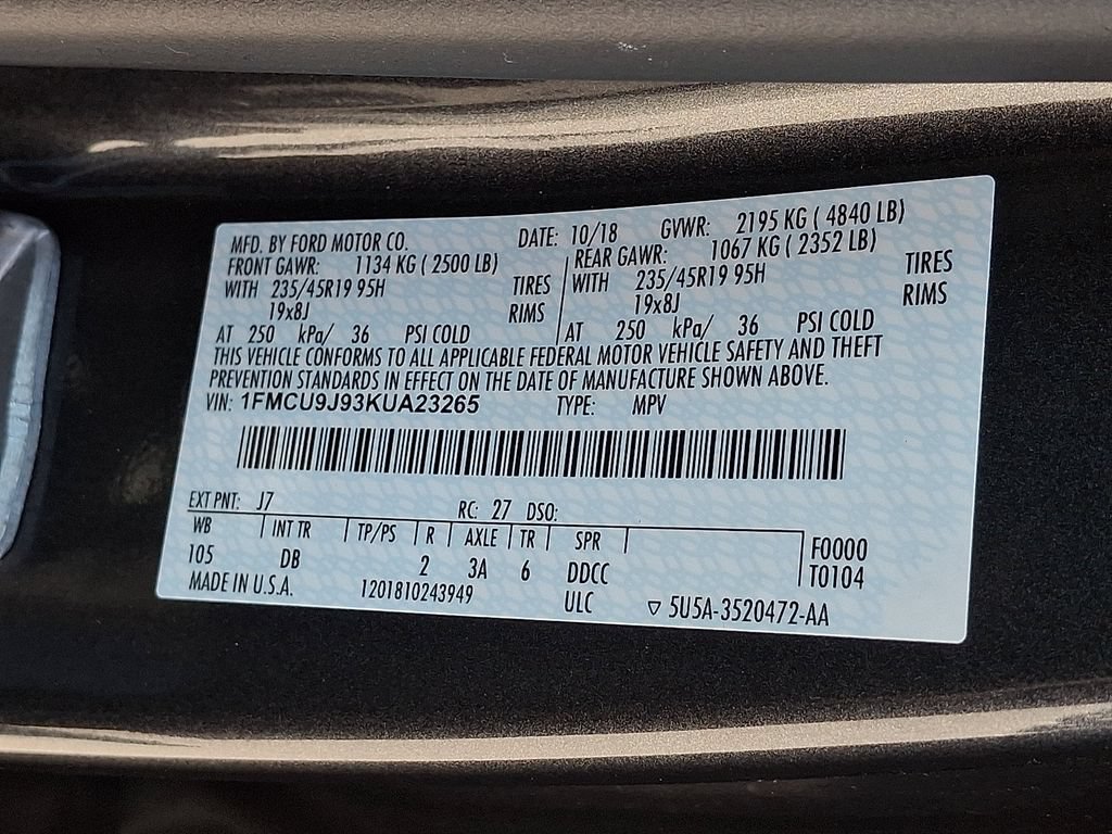 Certified 2019 Ford Escape Titanium AWD/4WD image 28