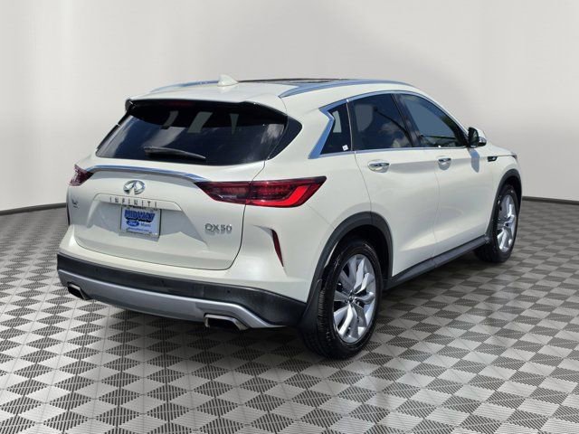 Used 2022 INFINITI QX50 Luxe FWD image 4