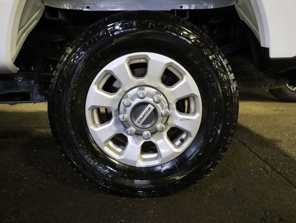Certified 2024 Ford F350 XLT w/ FX4 Off-Road Package AWD/4WD image 33