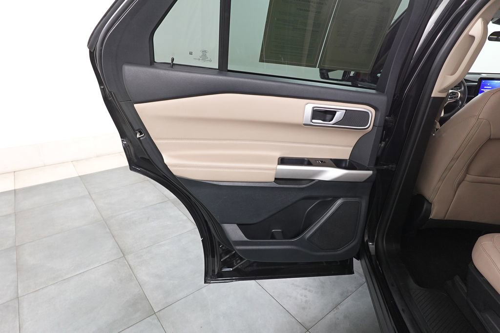 Certified 2023 Ford Explorer XLT w/ Equipment Group 202A image 22