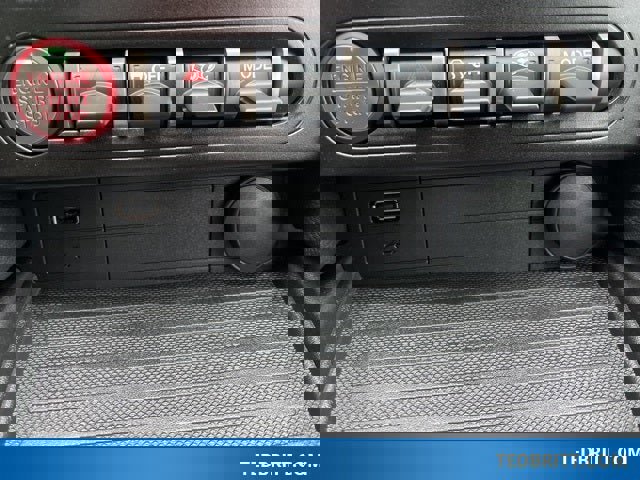 Certified 2021 Ford Mustang Shelby GT500 w/ Technology Package image 28