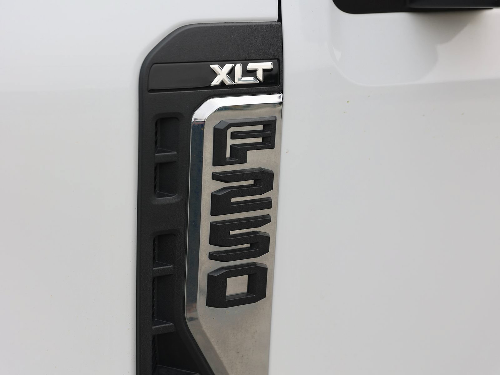 Certified 2024 Ford F250 XLT AWD/4WD image 10