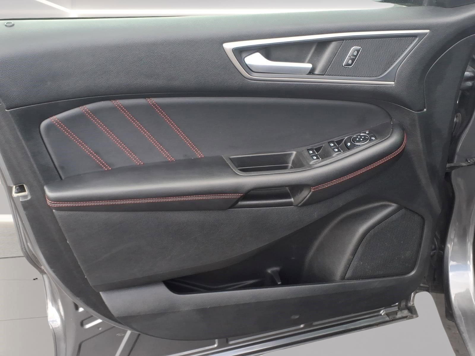 Certified 2023 Ford Edge ST-Line AWD/4WD image 8