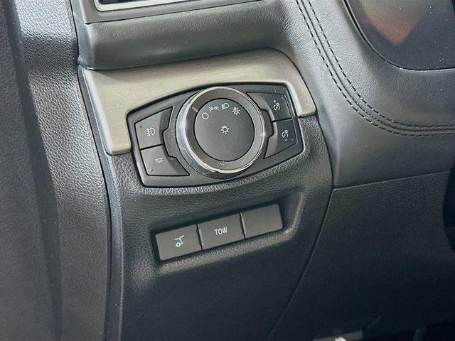 Certified 2017 Ford Explorer Platinum image 13