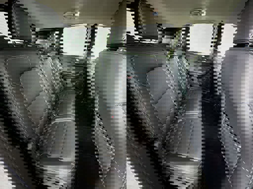 Certified 2021 Ford Escape SEL image 32