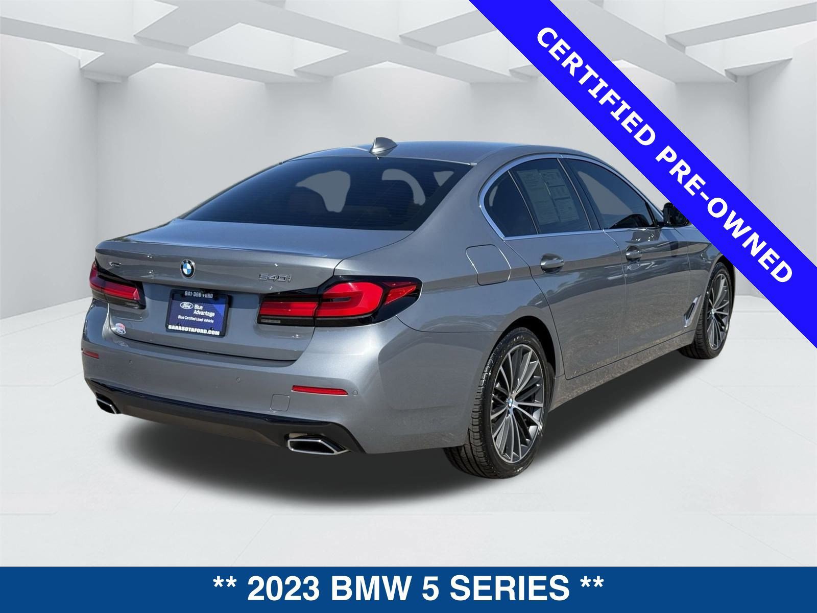 Used 2023 BMW 540i xDrive image 4