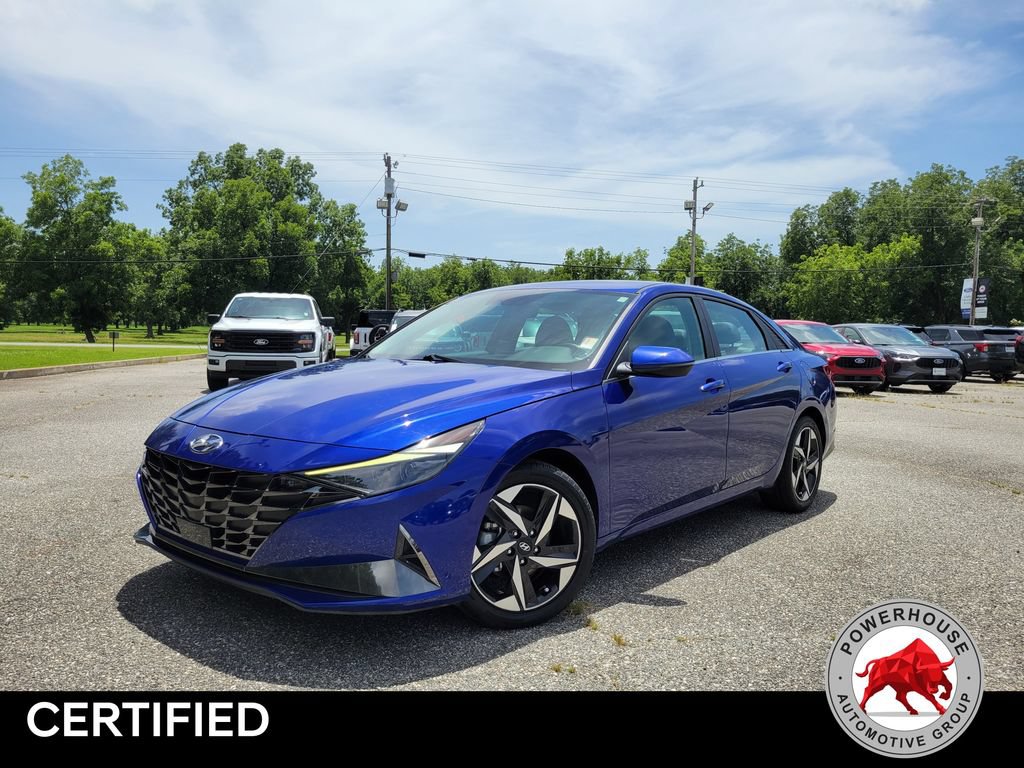 Used 2022 Hyundai Elantra Limited w/ Preferred Accessory Package FWD image 2