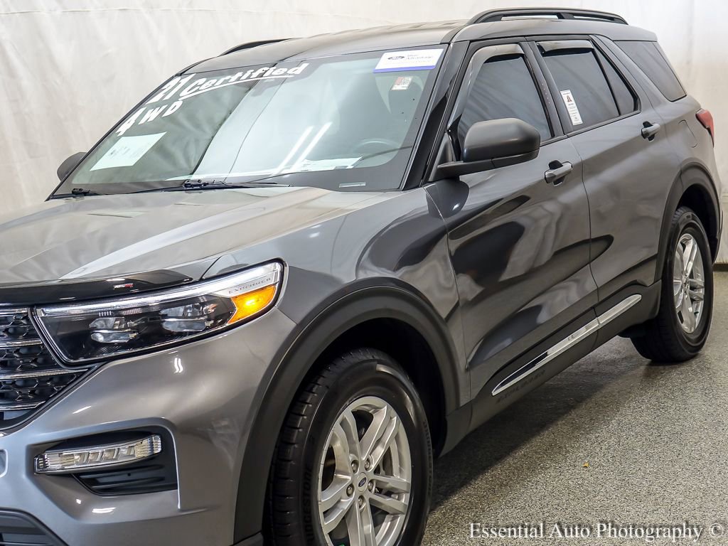 Certified 2021 Ford Explorer XLT w/ Equipment Group 202A AWD/4WD image 4