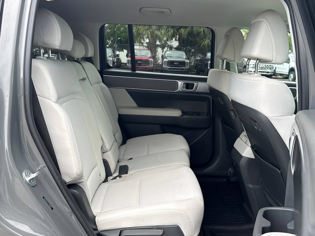 Used 2026 Hyundai Santa Fe SE FWD image 25