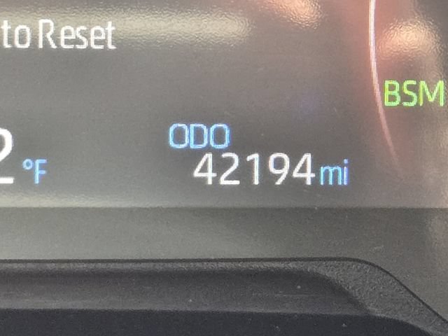 Used 2020 Toyota RAV4 Limited AWD/4WD image 31
