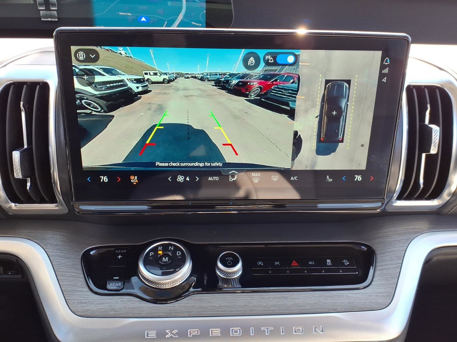 Certified 2025 Ford Expedition Platinum image 15