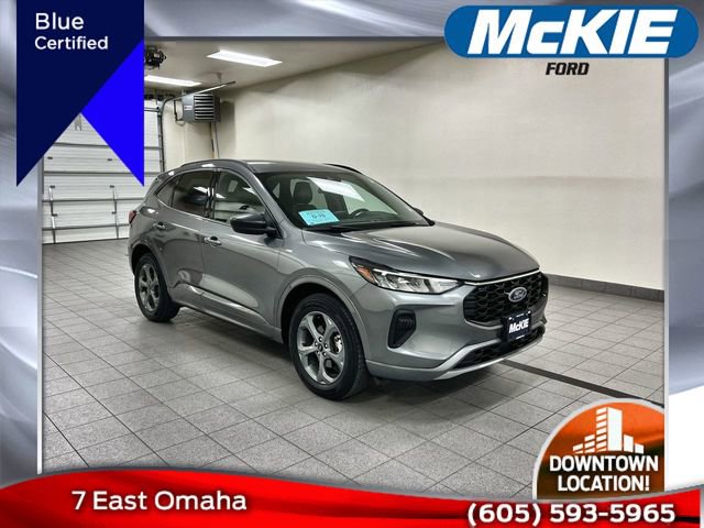 Certified 2024 Ford Escape ST-Line AWD/4WD image 1