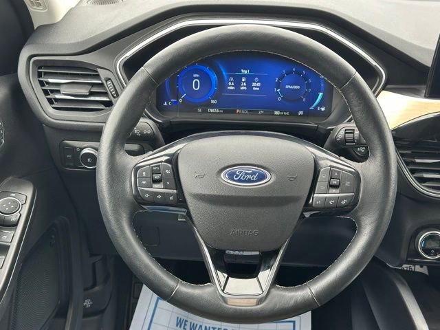 Certified 2021 Ford Escape Titanium w/ Titanium Elite Package image 18