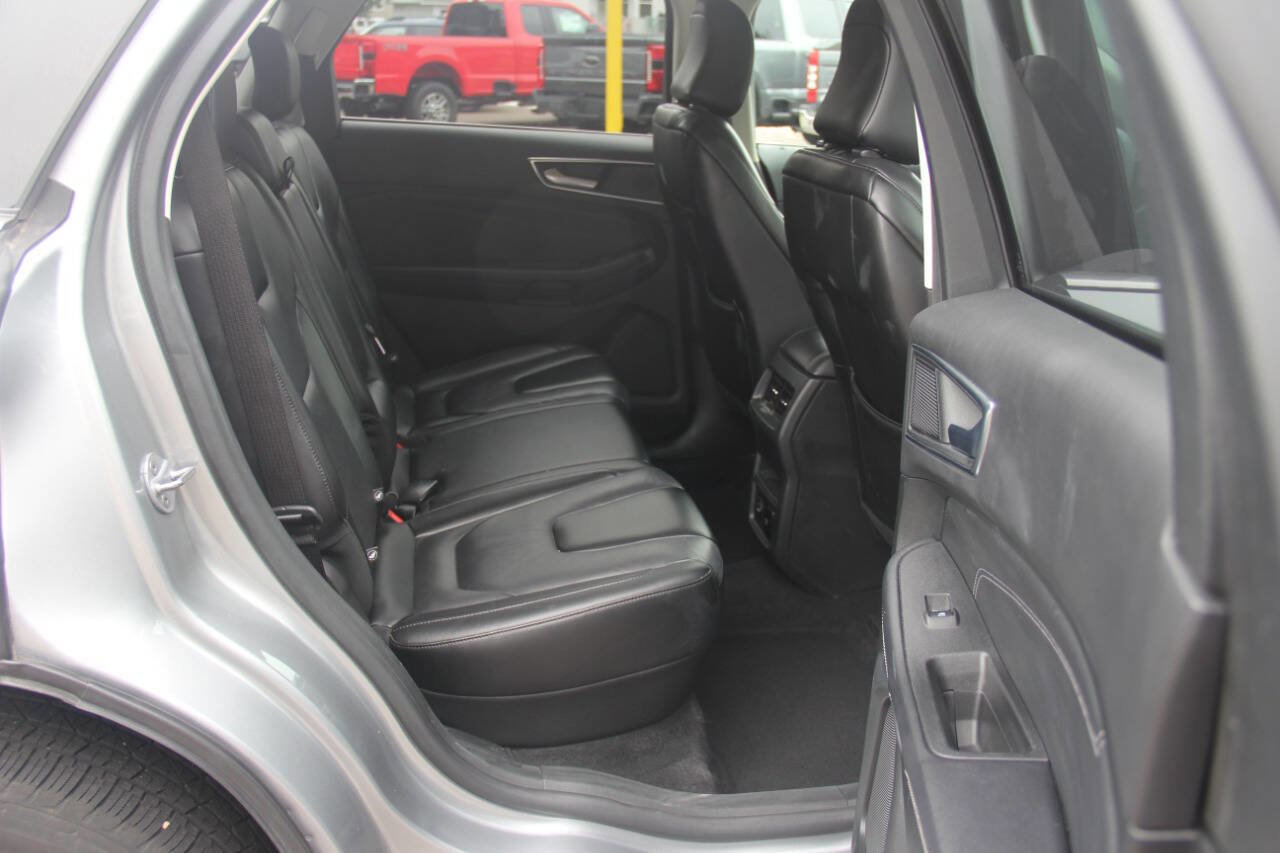 Certified 2022 Ford Edge Titanium image 14