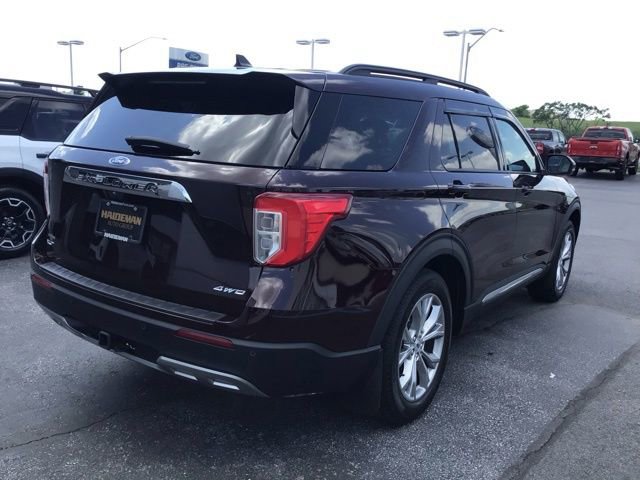Certified 2023 Ford Explorer XLT w/ Equipment Group 202A AWD/4WD image 4