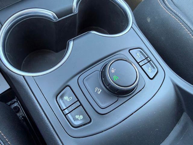 Used 2019 GMC Terrain SLT w/ Preferred Package FWD image 13