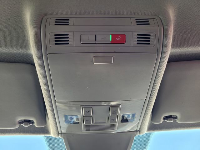 Used 2023 Volkswagen Tiguan SE FWD image 19