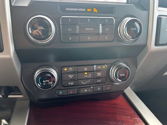 Certified 2019 Ford F150 King Ranch w/ Equipment Group 601A Luxury image 27