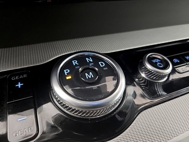 Certified 2025 Ford Expedition Active AWD/4WD image 17