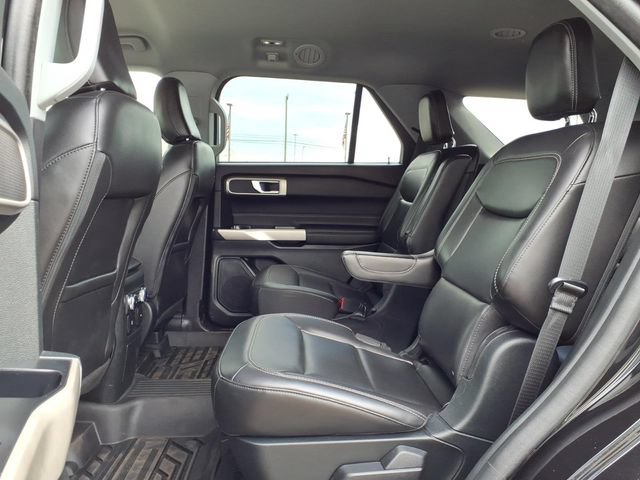 Certified 2023 Ford Explorer XLT w/ Equipment Group 202A AWD/4WD image 25