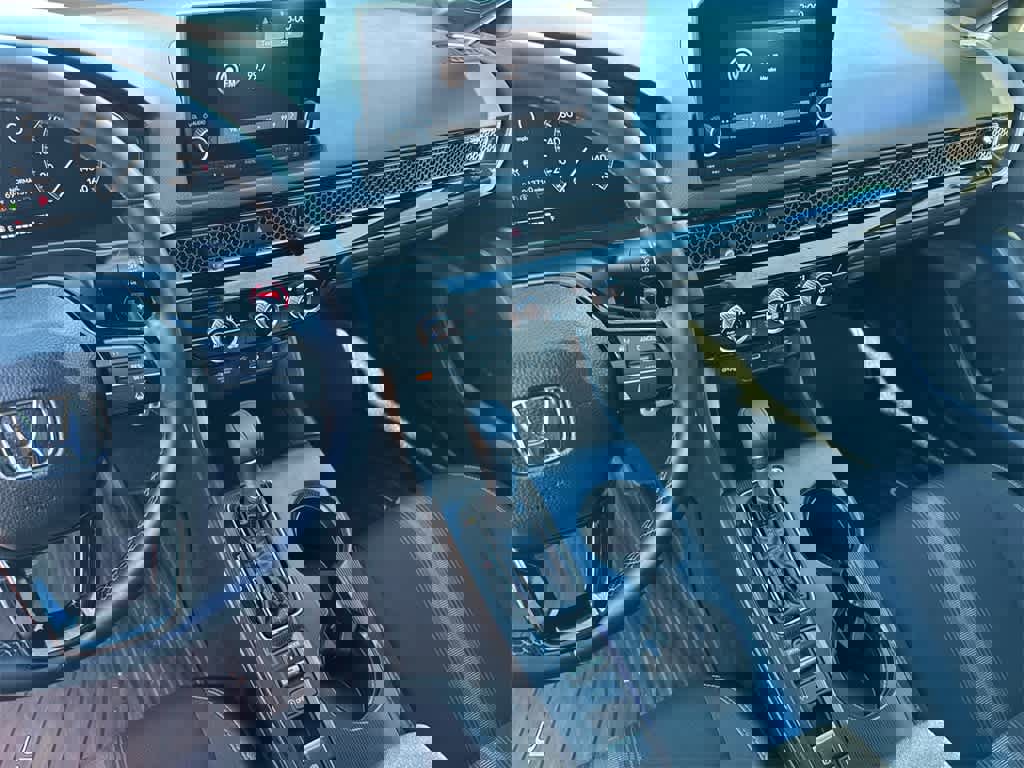 Used 2025 Honda Civic Sport image 25