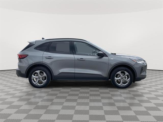 Certified 2025 Ford Escape ST-Line AWD/4WD image 6