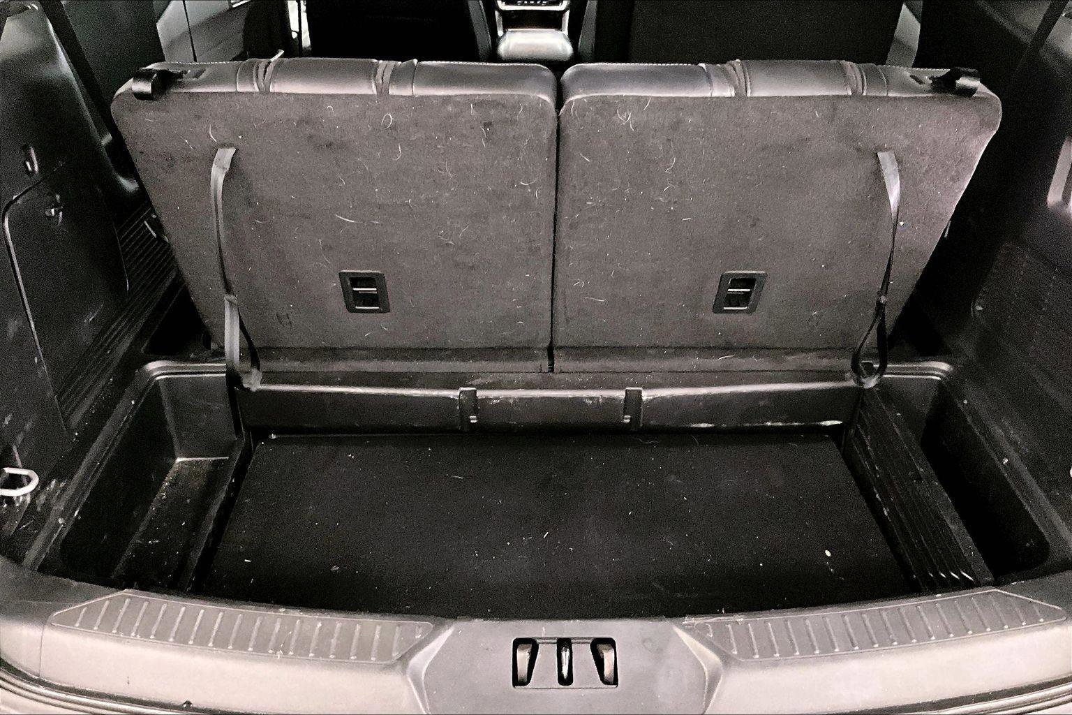 Certified 2023 Ford Explorer XLT w/ Equipment Group 202A image 35