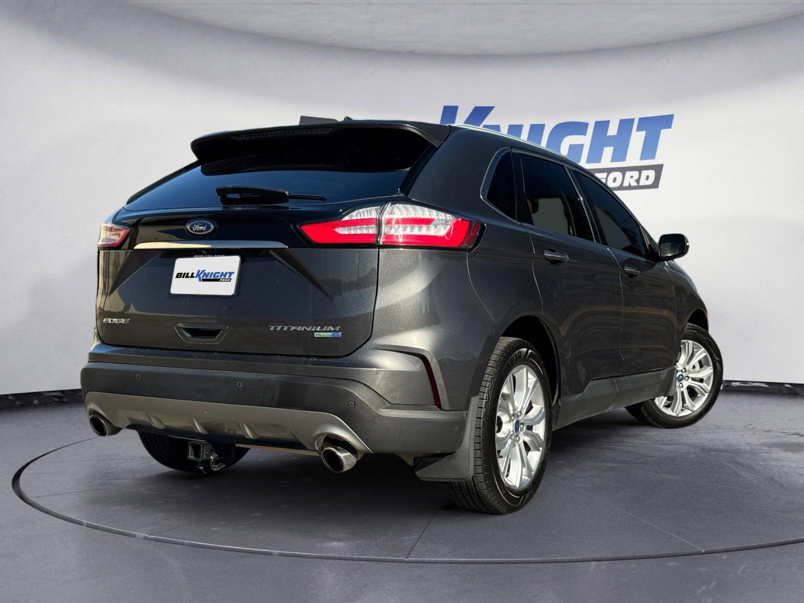 Certified 2020 Ford Edge Titanium image 5