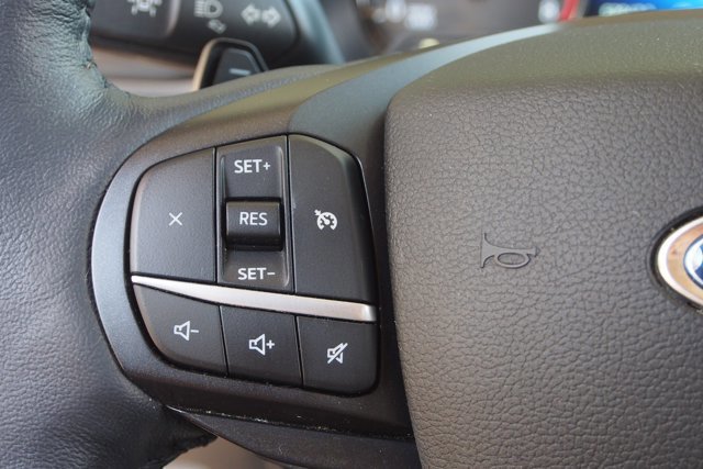 Certified 2020 Ford Explorer XLT w/ Equipment Group 202A image 25