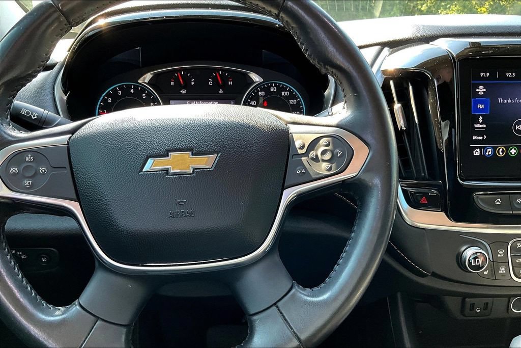 Used 2021 Chevrolet Traverse LT FWD image 14