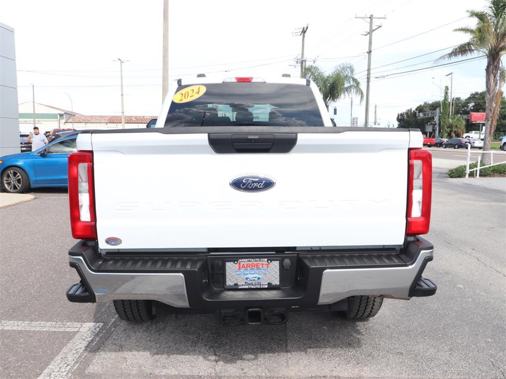 Certified 2024 Ford F250 XLT w/ FX4 Off-Road Package image 4