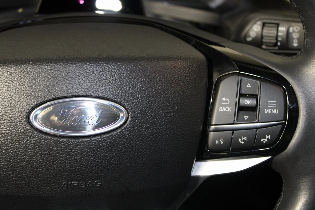 Certified 2025 Ford Explorer Platinum w/ LUX Leather Package image 18