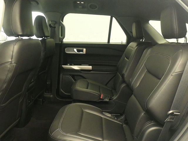 Certified 2024 Ford Explorer XLT w/ Equipment Group 202A image 10