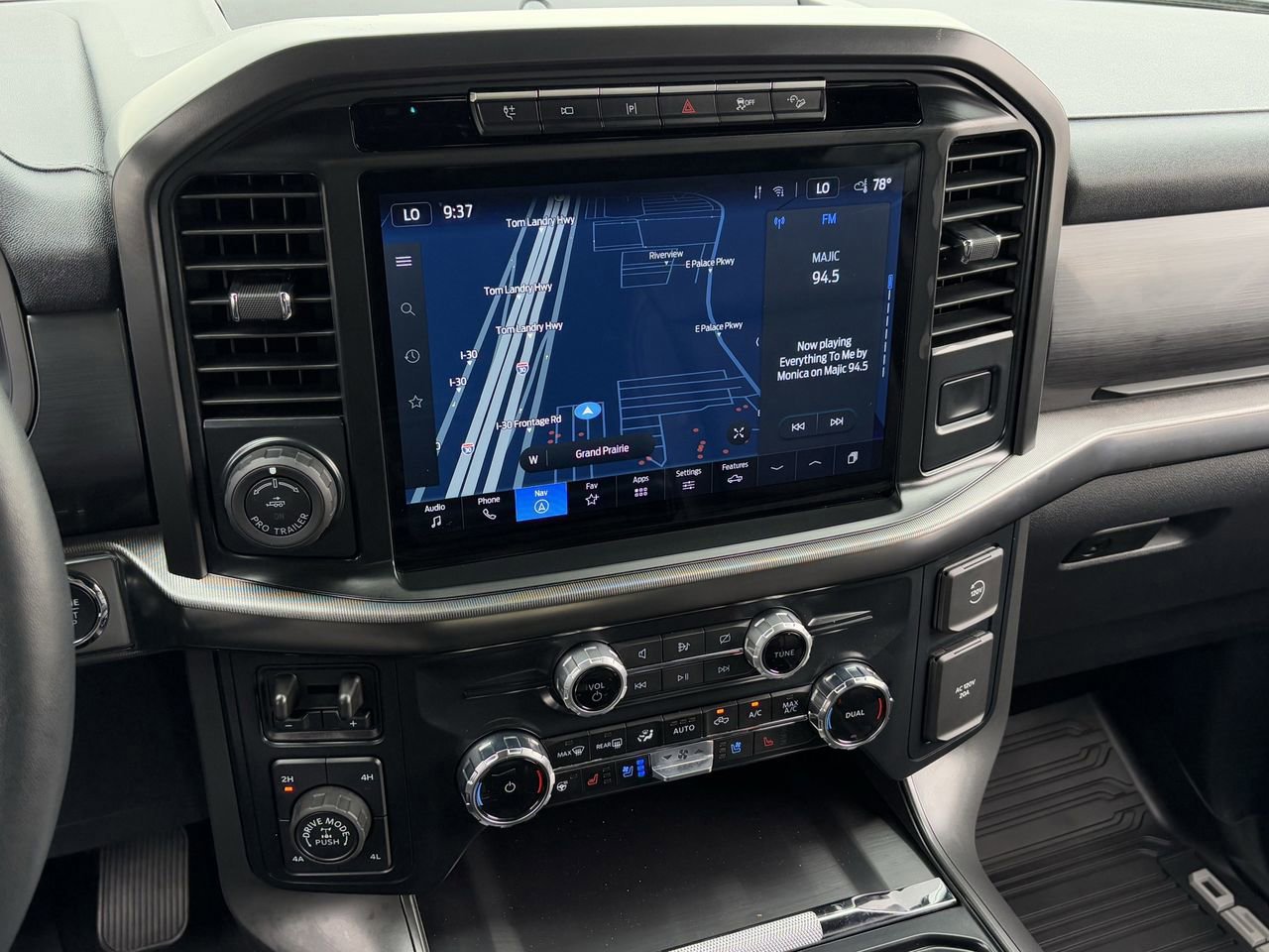 Certified 2024 Ford F150 Lariat w/ Bed Utility Package image 20