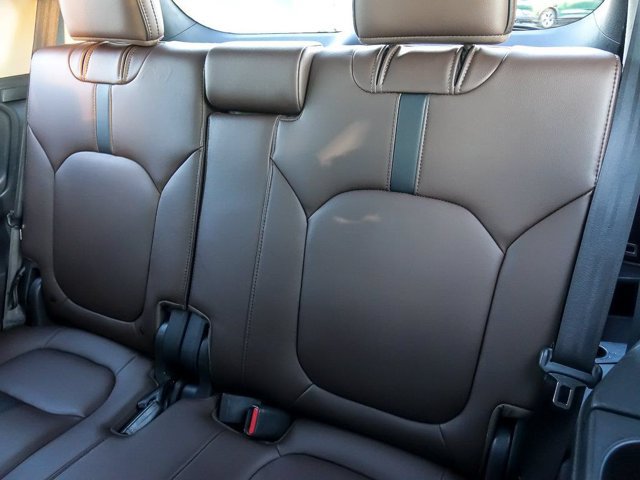Used 2024 Honda Pilot Elite image 16