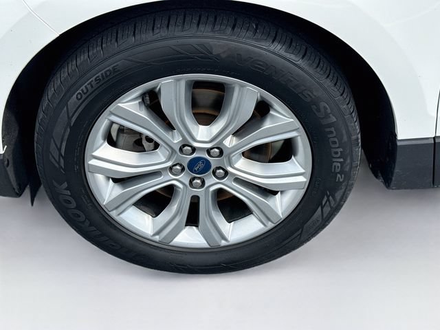 Certified 2020 Ford Edge Titanium w/ Equipment Group 301A AWD/4WD image 41
