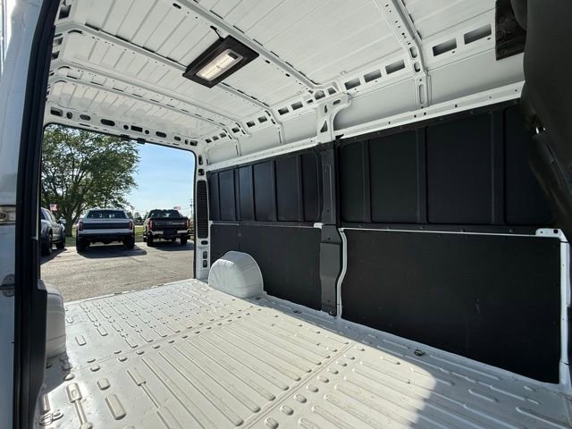 Used 2026 RAM ProMaster 2500 w/ Convenience Group FWD image 34
