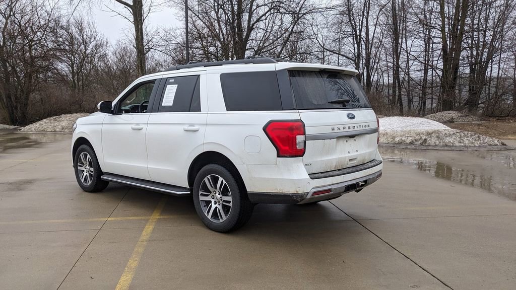 Certified 2022 Ford Expedition XLT image 5