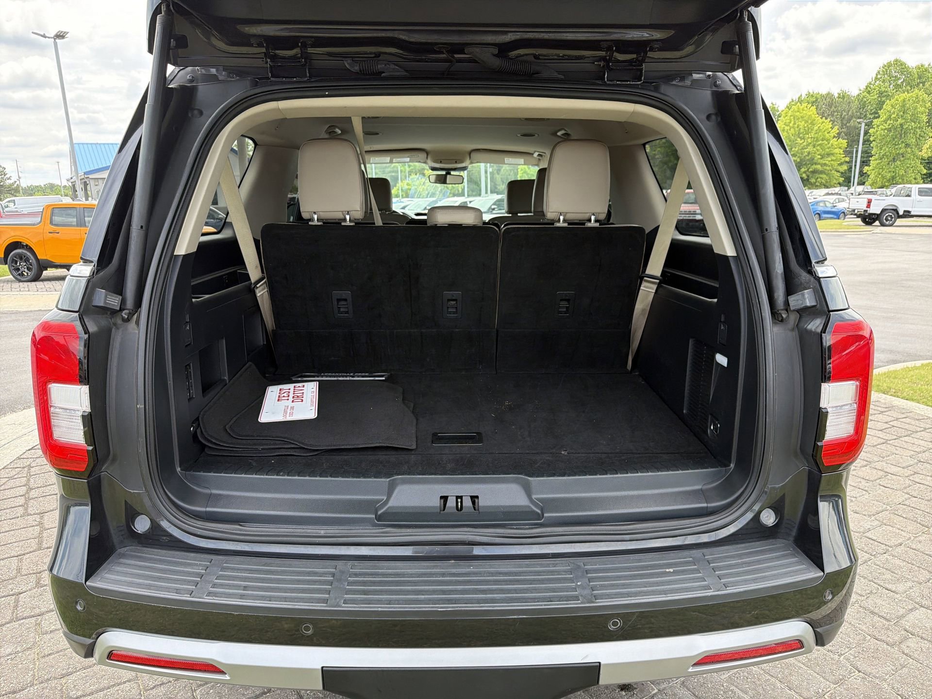 Certified 2024 Ford Expedition Max XLT AWD/4WD image 28